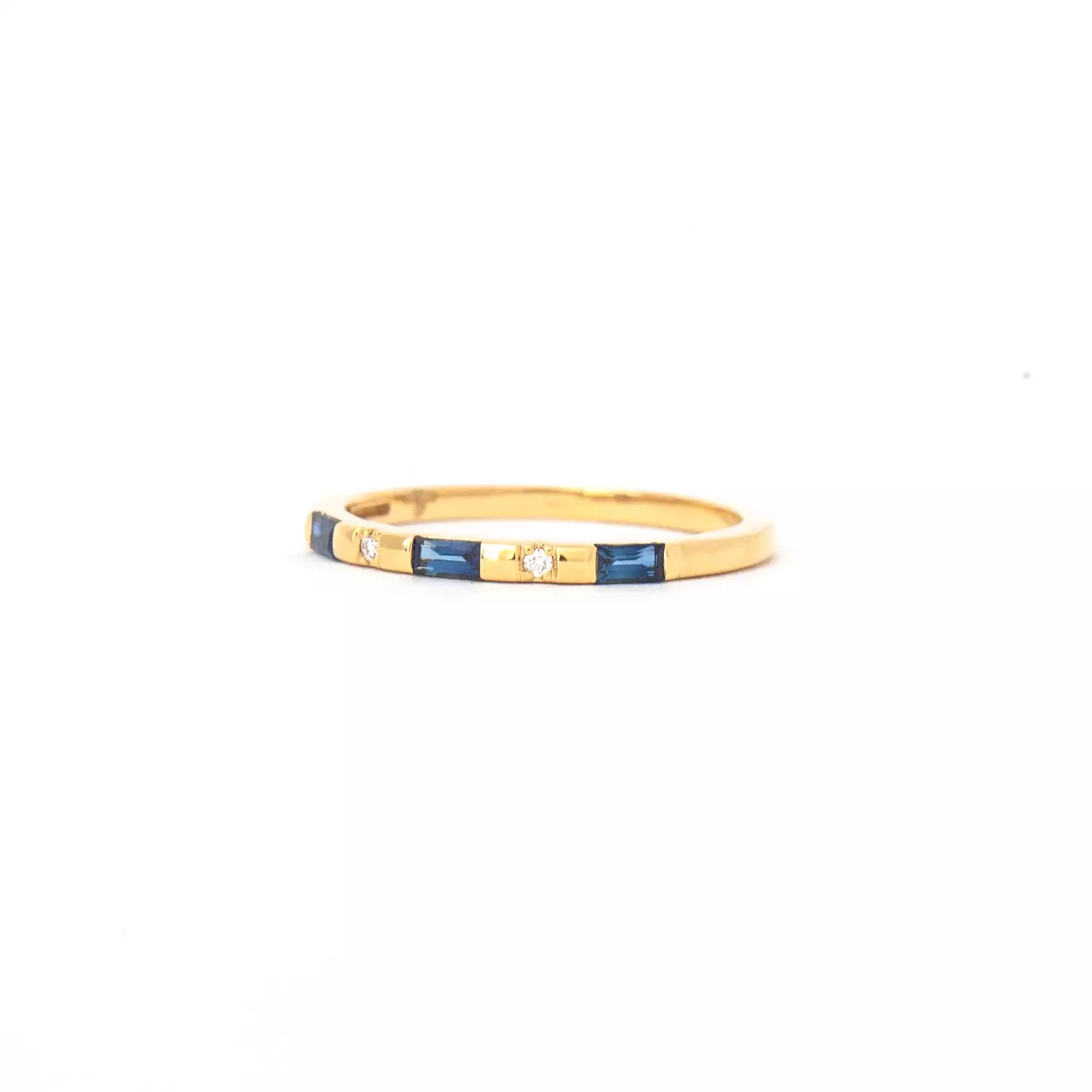 Blue Sapphire Single Row Tarot Baguette Band