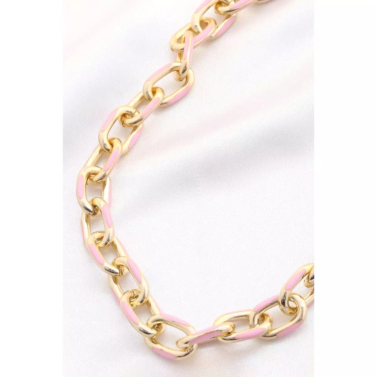 Color Metal Oval Link Necklace