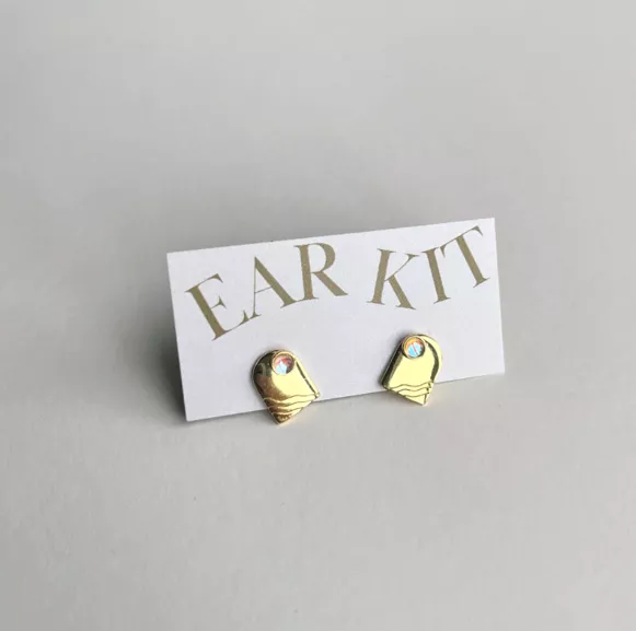 Ear Kit - Gracie Studs with Dune Plate