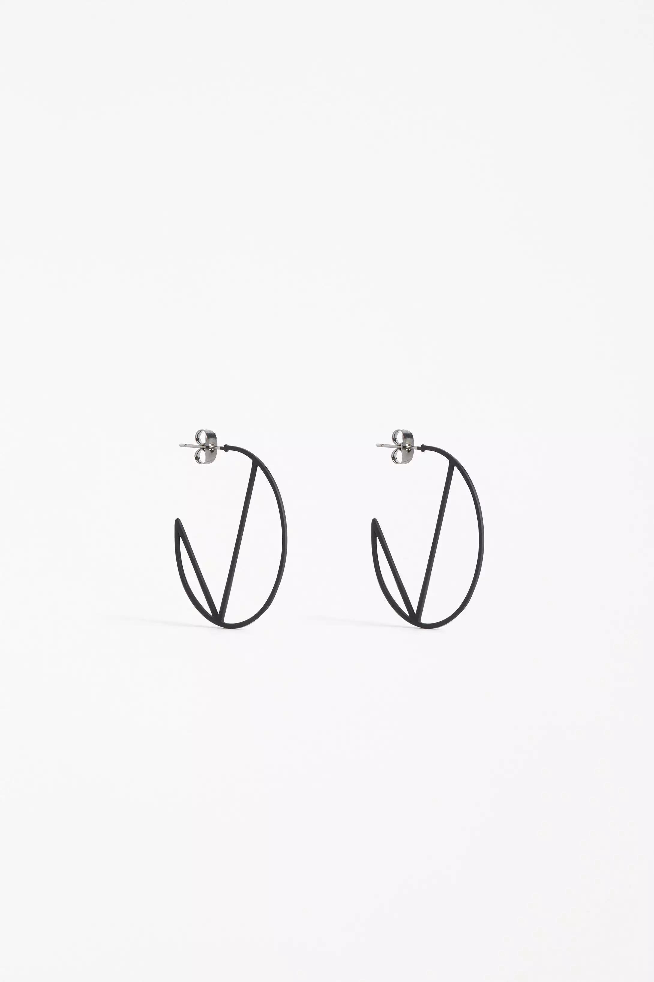 Elk The Label - Almi Hoop Earring - Black