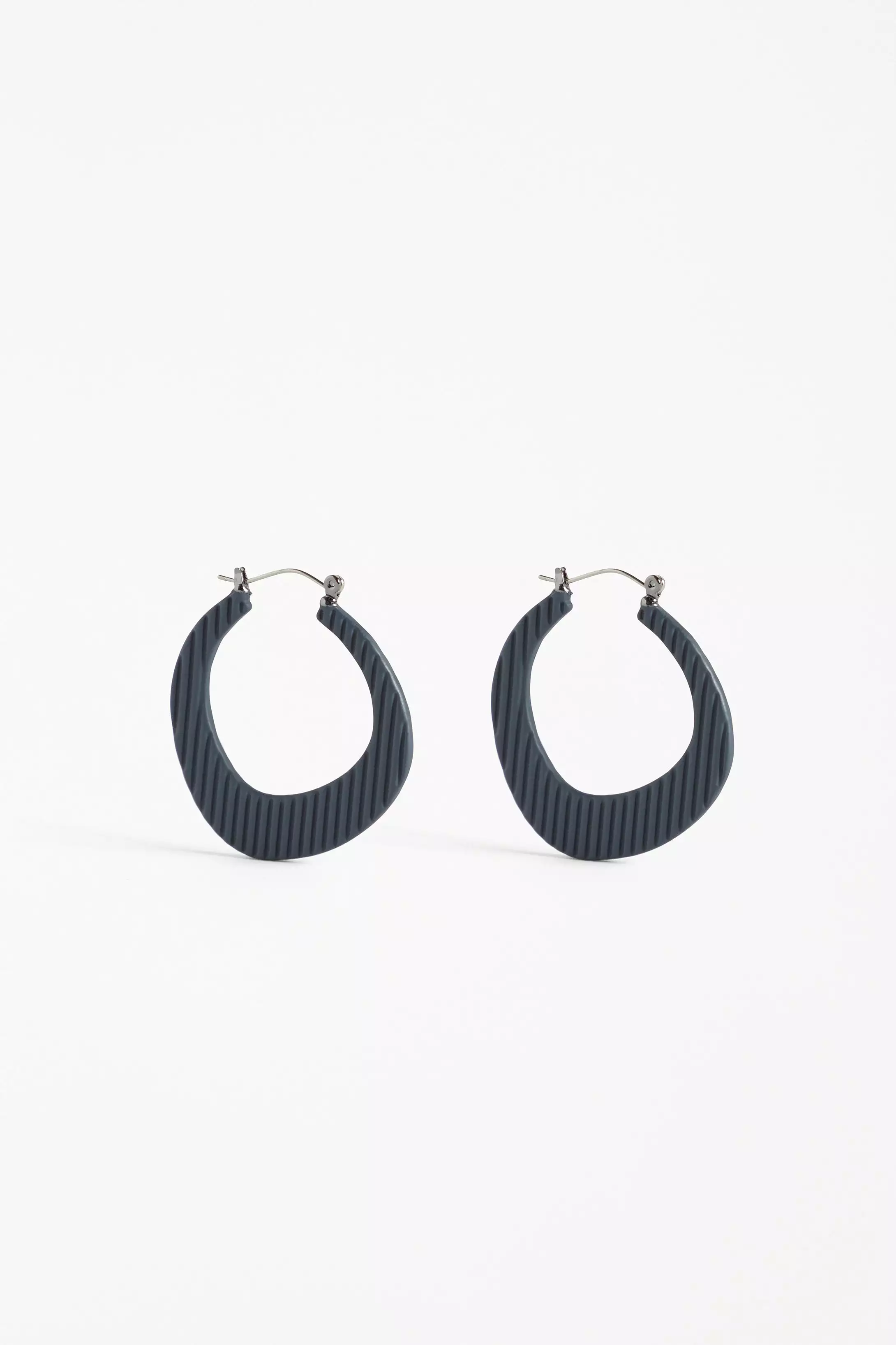 Elk The Label - Perda Hoop Earring - Carbon