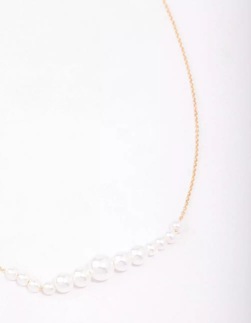 Gold Graduating Pearl Short Necklace