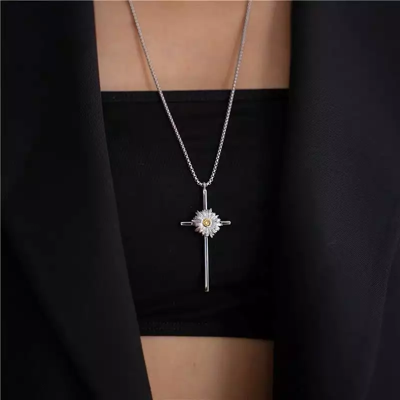 LURS Daisy Flower Cross necklace ( Silver / Black )