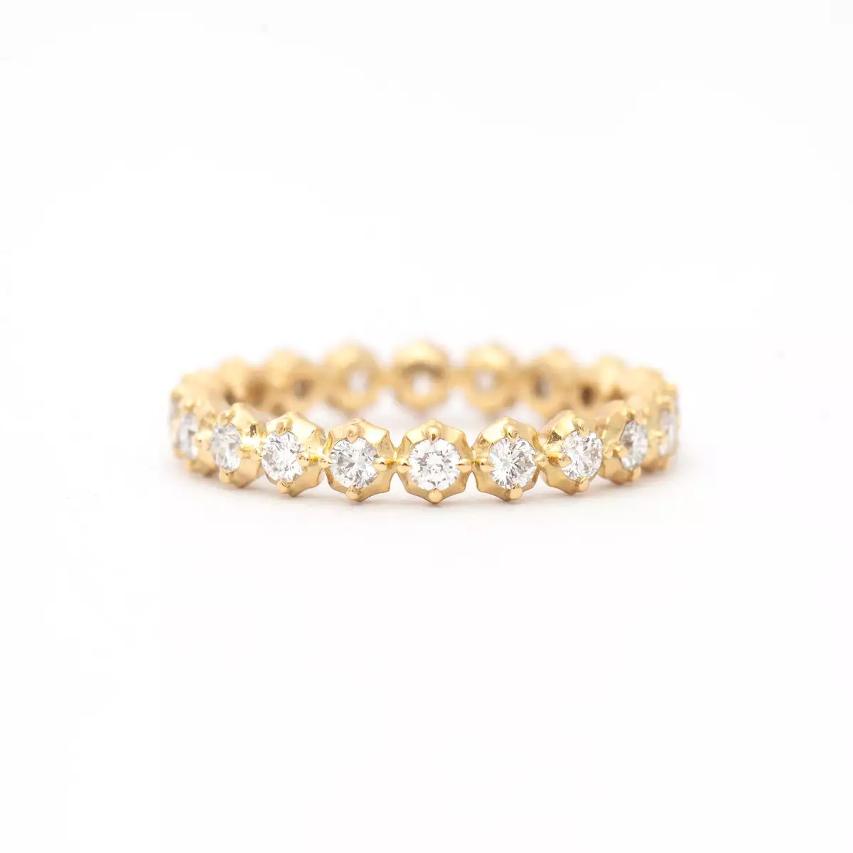 Sophisticate Eternity Band