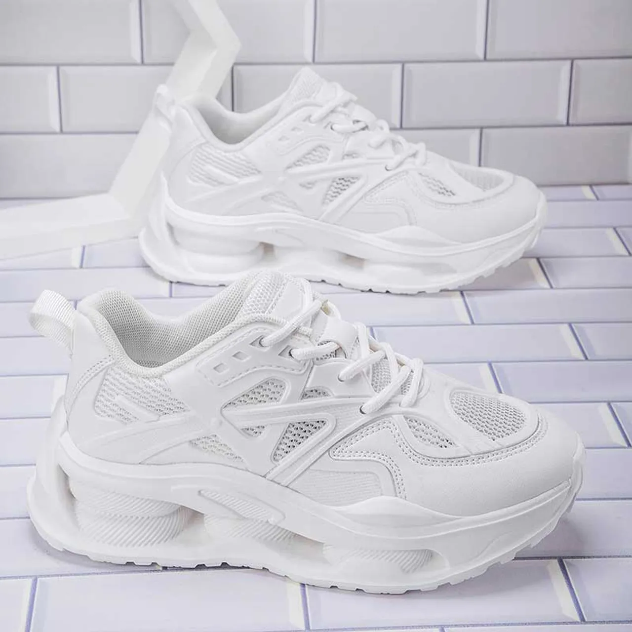 White hollow mesh plain sport shoe sneaker